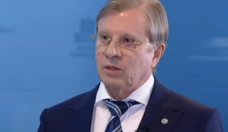 Путин освободил Савельева от должности вице-премьера после избрания в Госдуму