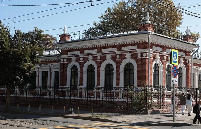 В Краснодаре отремонтировали построенное в XIX веке здание детского сада № 36