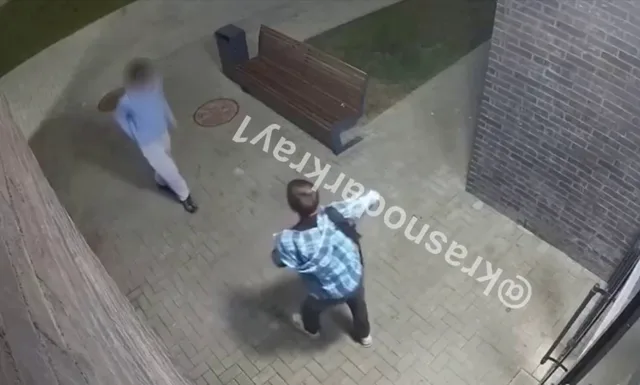 Полиция проверит информацию об избиении мужчины школьниками в Краснодаре