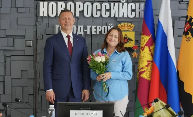В Новороссийске врачам вручили ключи от новых квартир