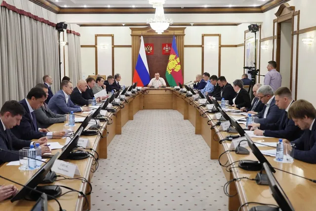 Кондратьев провел совещание регионального комитета по реализации нацпроектов