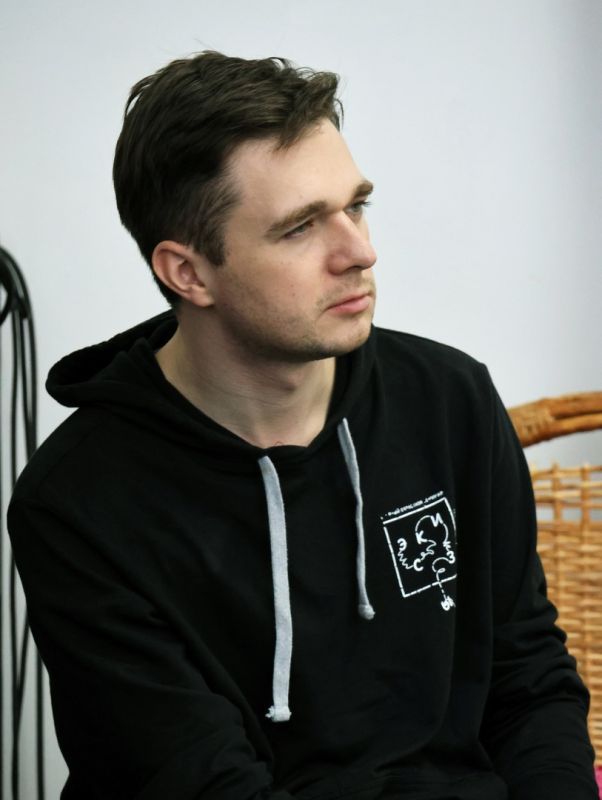 устинов.jpg