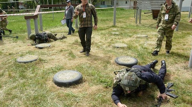 Блестящее выступление сочинцев на военных играх: к бою готовиться смолоду