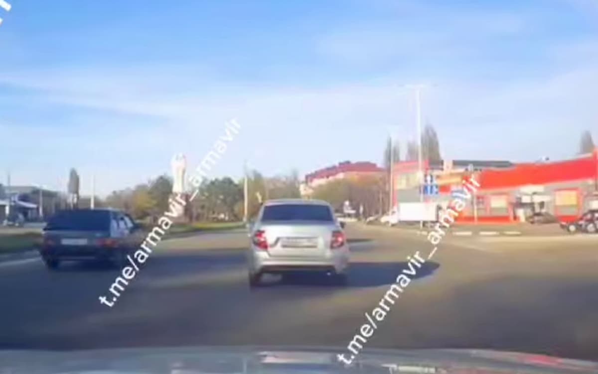 В Армавире водитель ВАЗ открыл стрельбу из пистолета, отмечая свадьбу сестры
