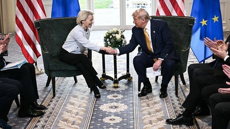 В Европе у Трампа прокатило, а с Россией — облом: политическое, экономическое, моральное фиаско ЕС