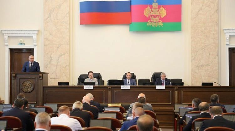 В ЗСК прошли парламентские слушания по законопроекту об исполнении бюджета края за 2024 год
