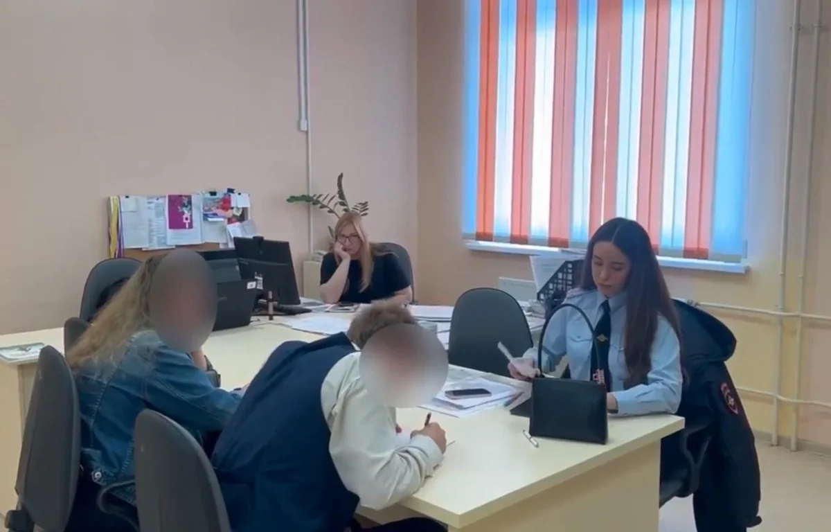В Краснодаре задержали питбайкера, стрелявшего по авто обругавшего его водителя