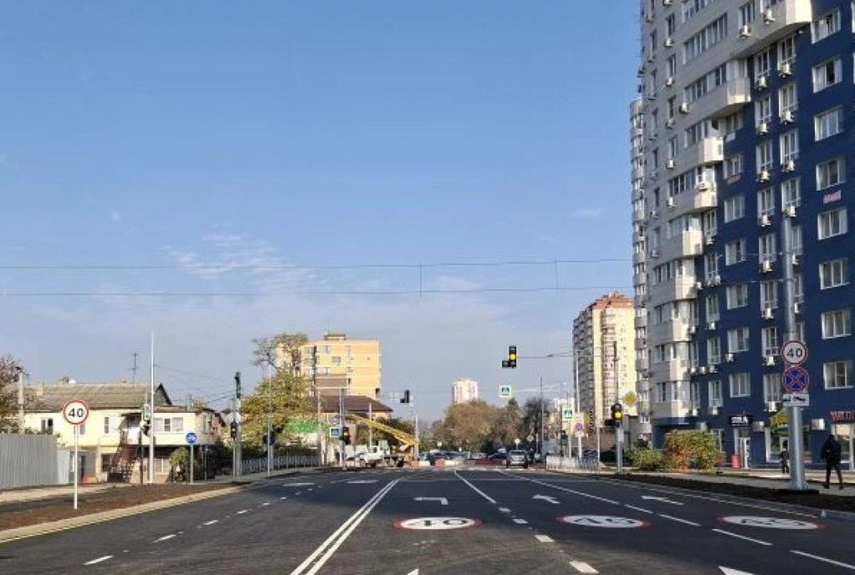 В Краснодаре построили новый участок дороги на улице Старокубанской