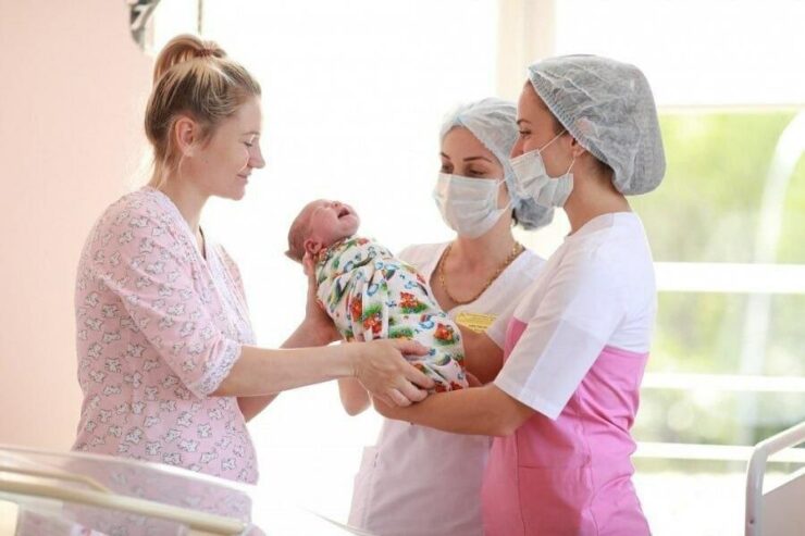В Краснодарском крае перед Днём Победы родились 47 мальчиков и 40 девочек