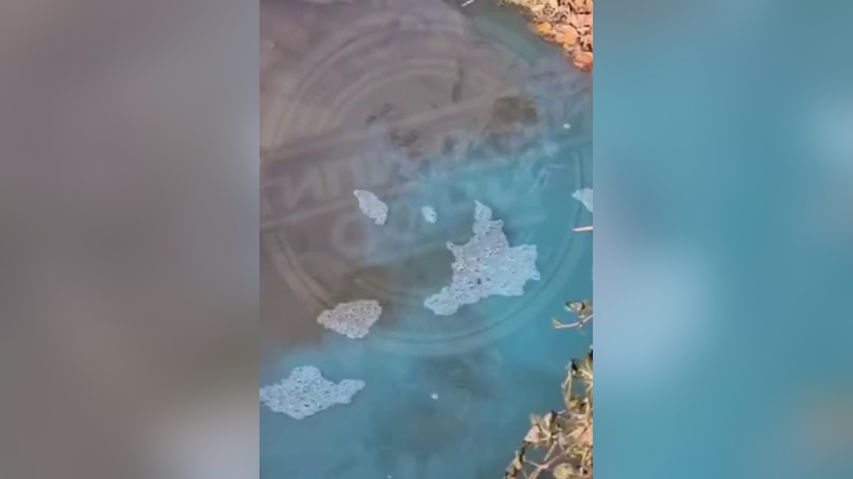 В Сочи заметили голубую воду в реке Хосте