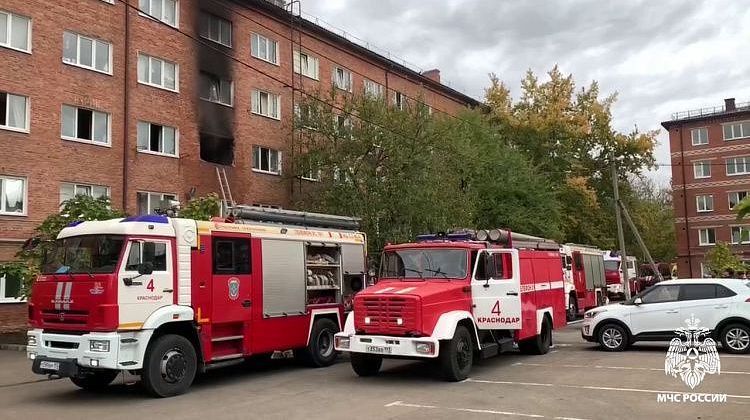 В Сочи спасли детей из пожара! Посудомойка чуть не убила семью