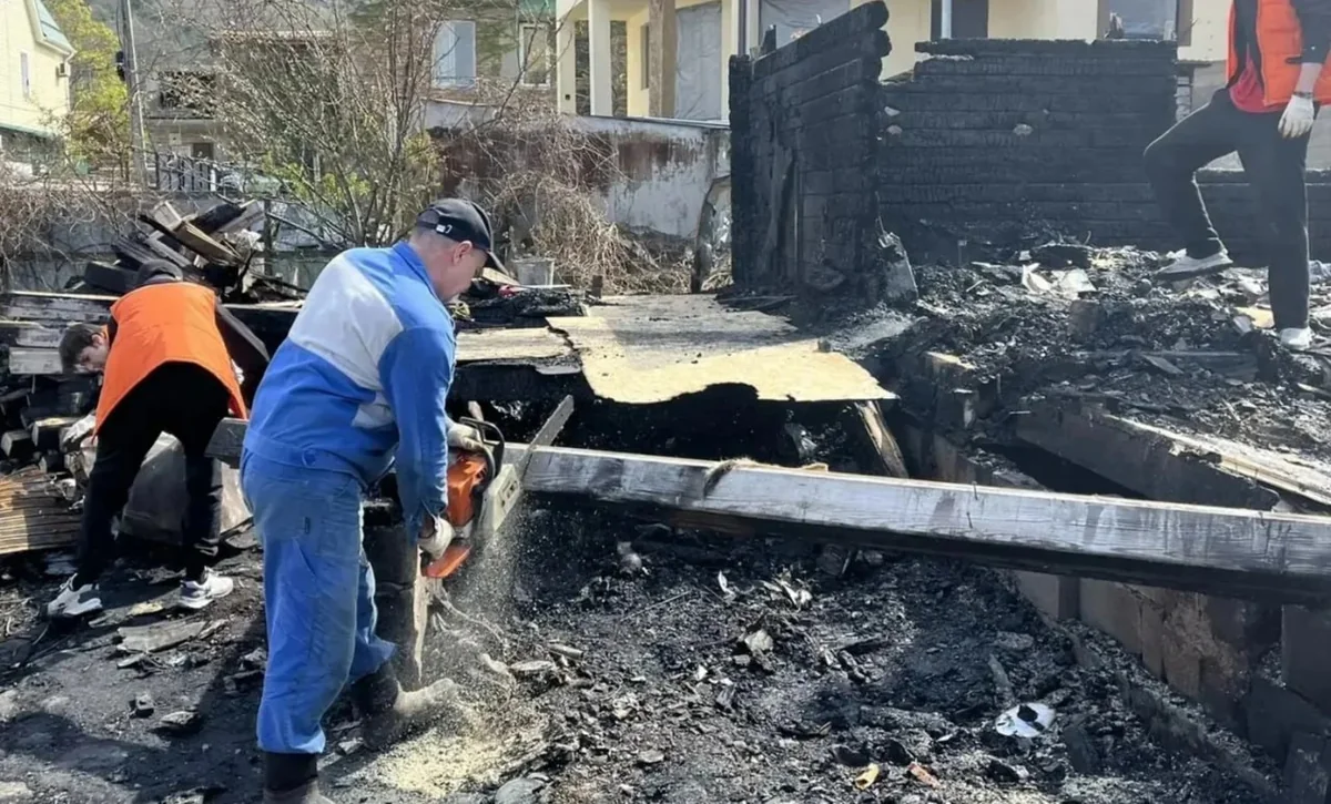 В Туапсе завершили разбор завалов зданий, разрушенных при атаке БПЛА