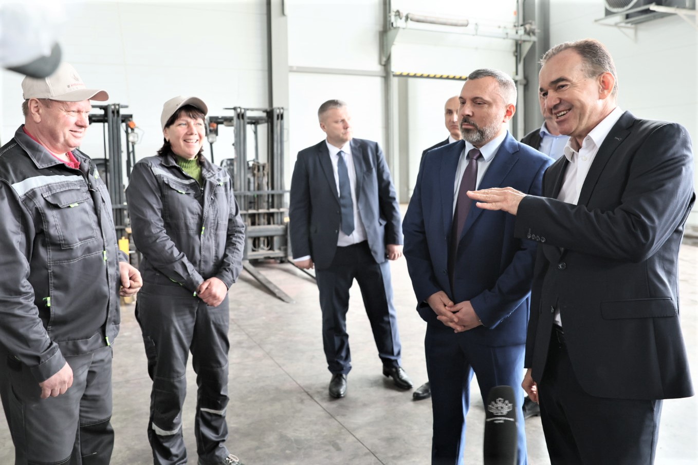 Вениамин Кондратьев посетил комплекс по подготовке семян в Тихорецком районе