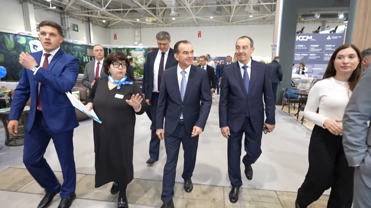 Вениамин Кондратьев посетил открытие 27-й Международной выставки UMIDS-2025