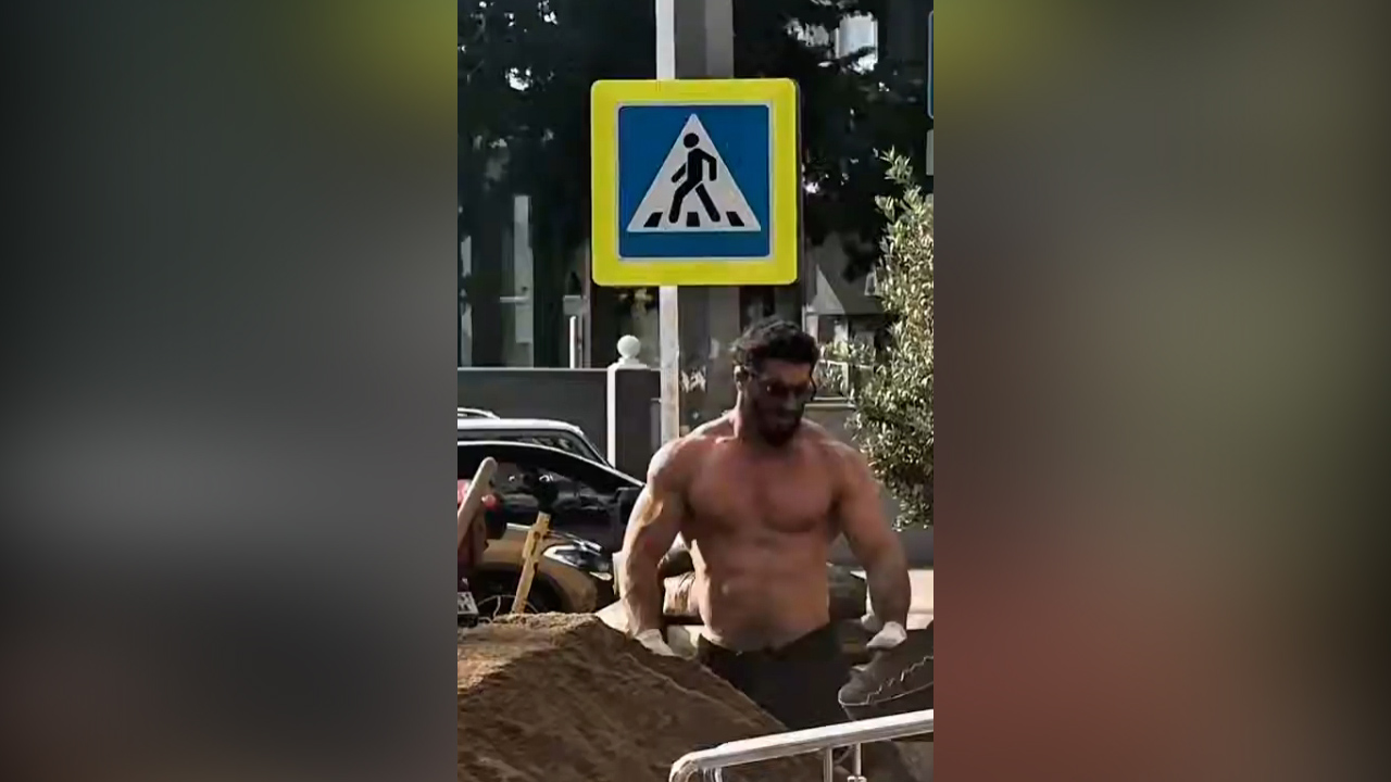Видео с строителем-«качком» из Сочи собрало миллионы просмотров в соцсетях
