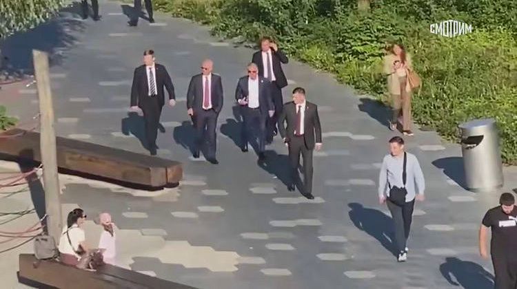 Визит Уиткоффа в Москву бессмысленен? Зеленский отверг "нейтралитет", Москва настаивает и готова продолжить СВО