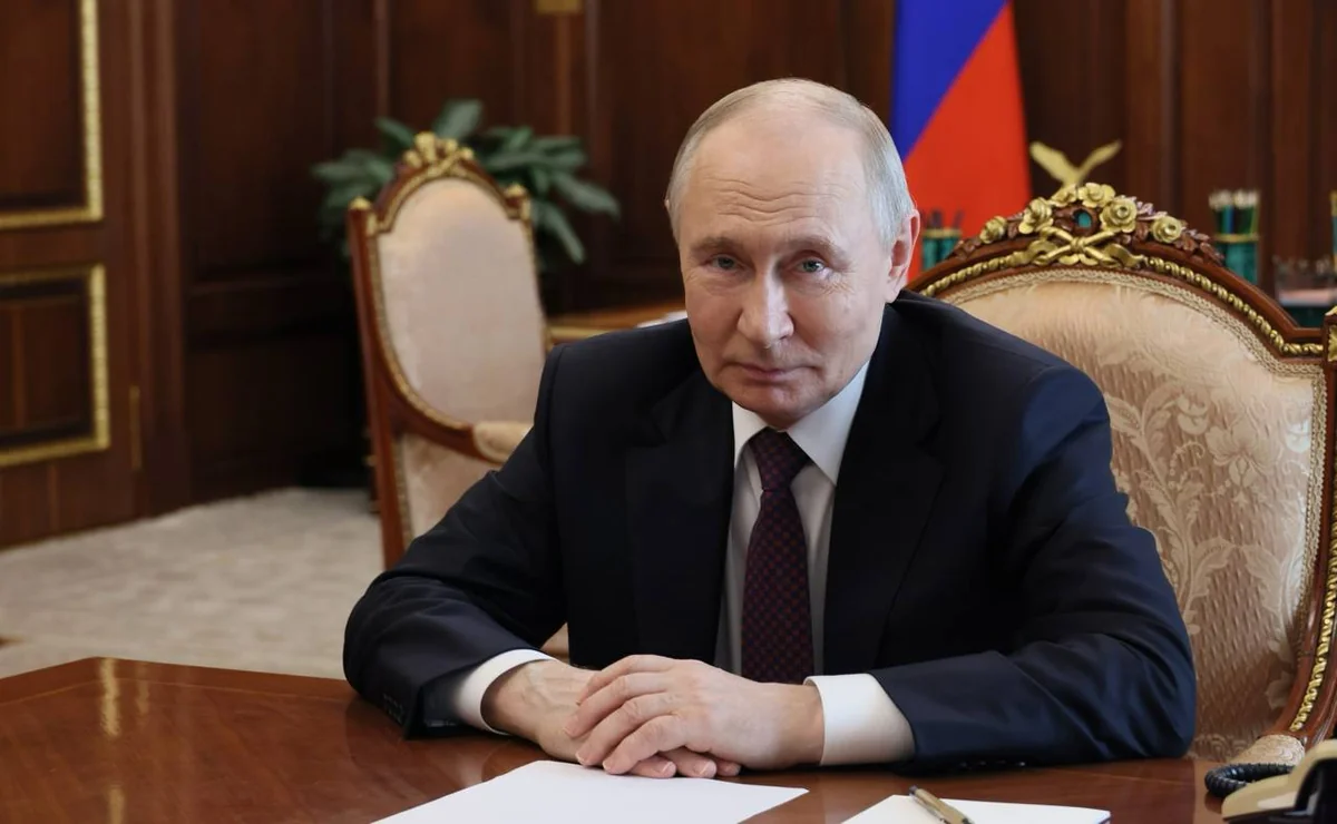 Владимир Путин назначил врио губернаторов Брянской и Белгородской областей