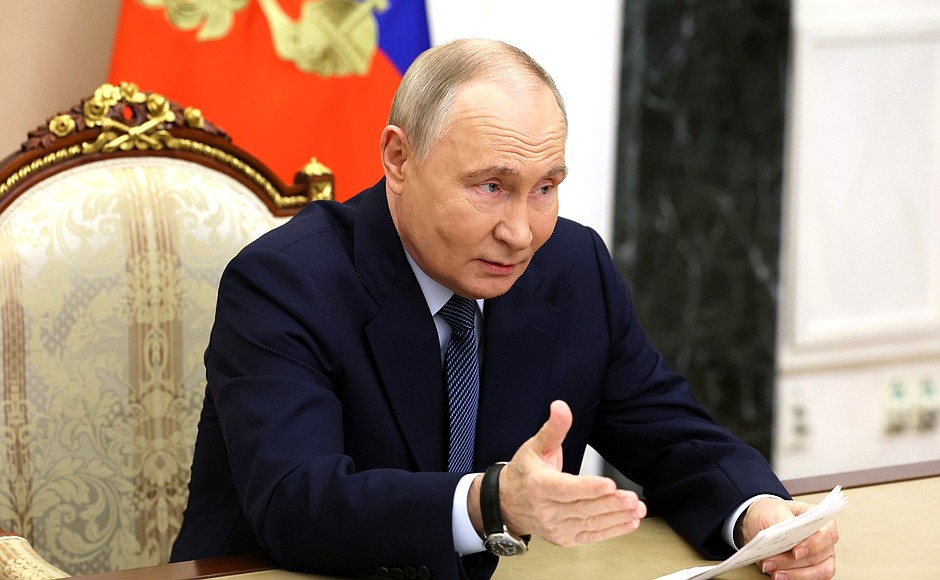 Владимир Путин обсудил со спецпосланником США возобновление диалога с Украиной