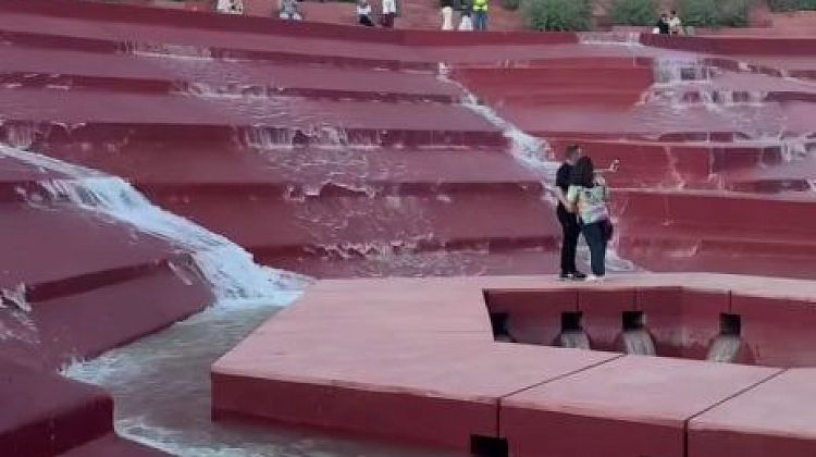 Волшебство воды и света: новые локации парка "Краснодар" превращают прогулку в приключение