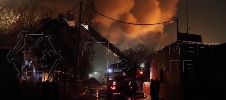 Гарь и пожарище в Москве: что известно к этому часу?