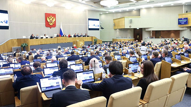 Госдума приняла решение о досрочном лишении мандата Юрия Напсо