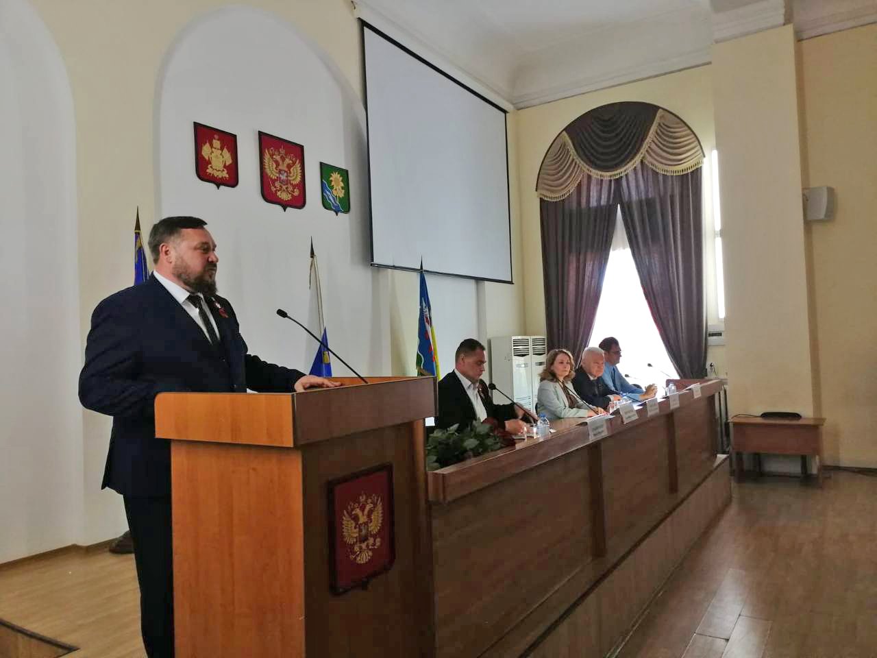 Денис Квитовский официально стал мэром Ейска