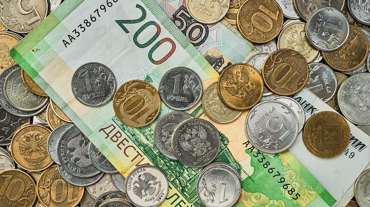 Долговая спираль под контролем: Госдума ввела ограничения для микрозаймов
