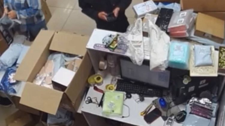 Дорогие айфоны за копейки: чем закончилась подработка для школьника