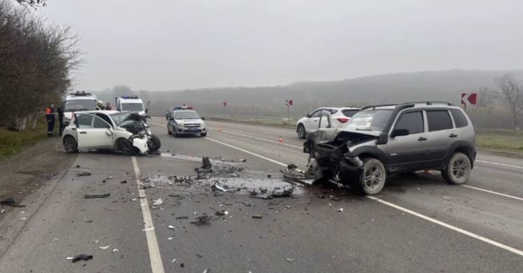 Жуткое ДТП на Кубани: один погиб, двое в больнице