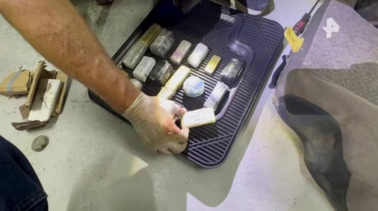 Золотая афера из Магадана: драгоценности нашли в тайниках и автомобилях