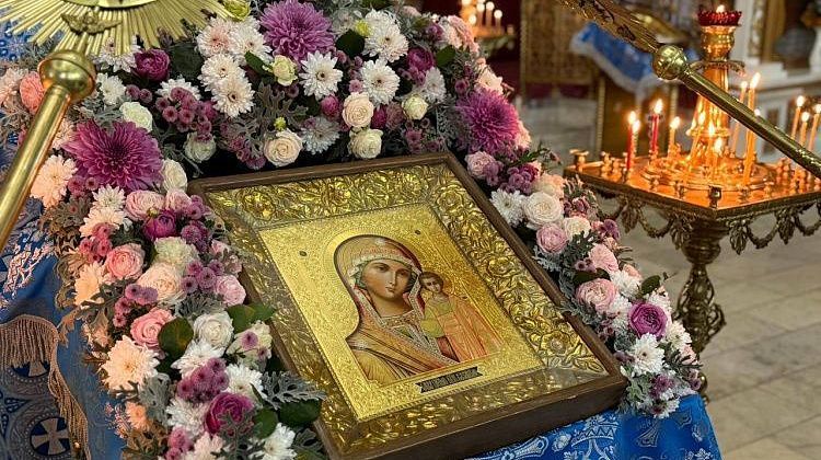Из огня — в вечность: путь Казанской иконы Божией Матери