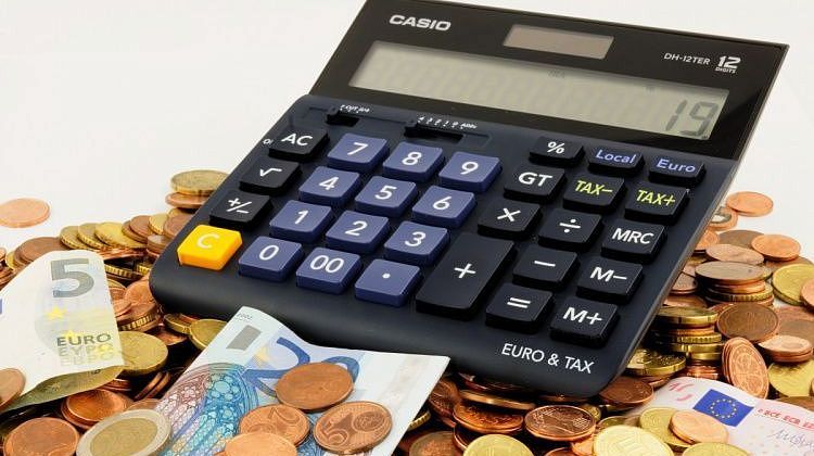 Ипотечный коллапс: количество выданных кредитов в России рухнуло на 51%