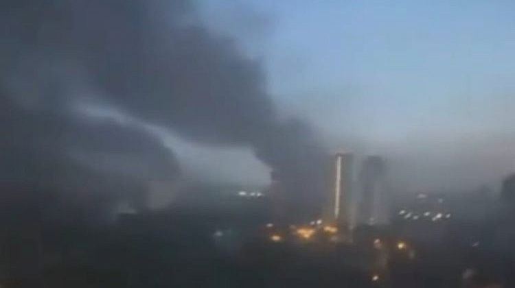 Киев окутан черным дымом: последствия взрыва и пожара на крупнейшем складе боеприпасов