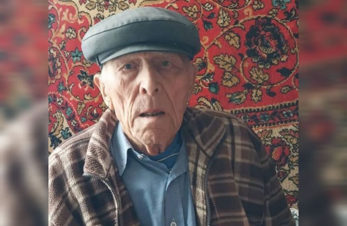Кондратьев поздравил со 101-летием ветерана Ивана Громова из Лабинского района