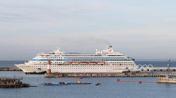 Круизы под угрозой! Пассажиры Astoria Grande вернулись в Сочи: Стамбул встал в позу