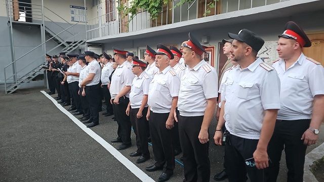Курортный сезон! В Сочи казаки начали выходить на вечерние дежурства по улицам города