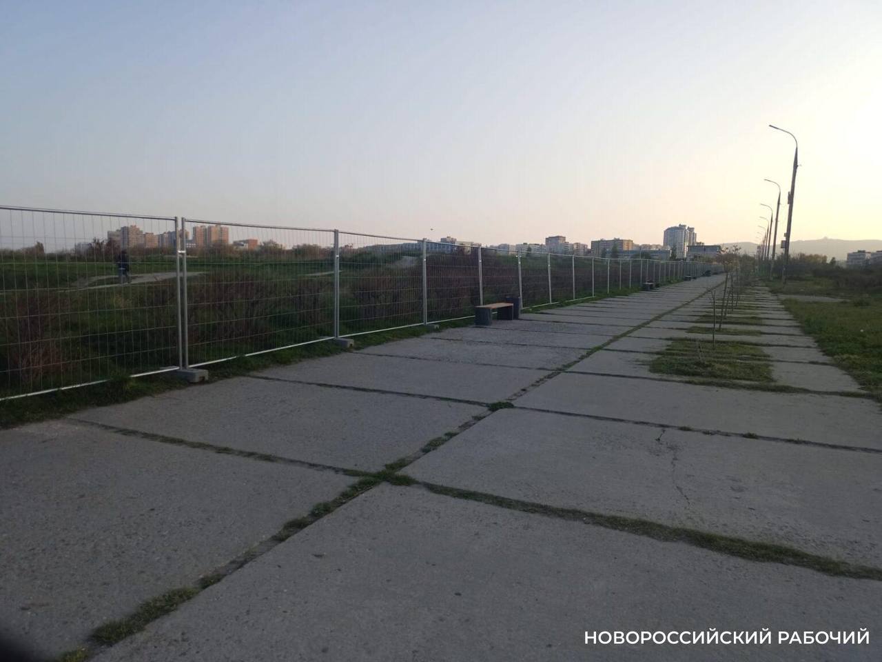 Мемориал «Малая земля» в Новороссийске огородили после прогулки детей по крыше