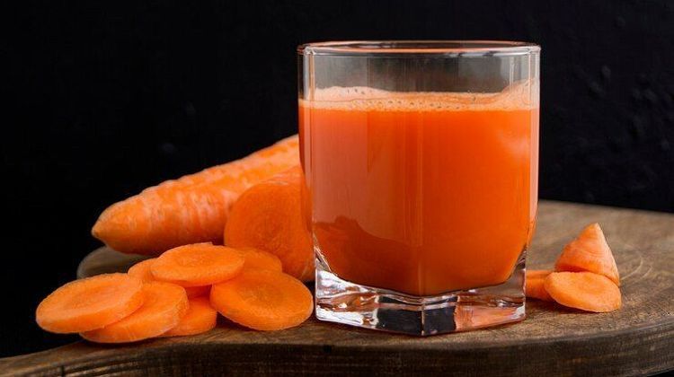 Морковный сок: золотой эликсир здоровья и при каких проблемах его пить