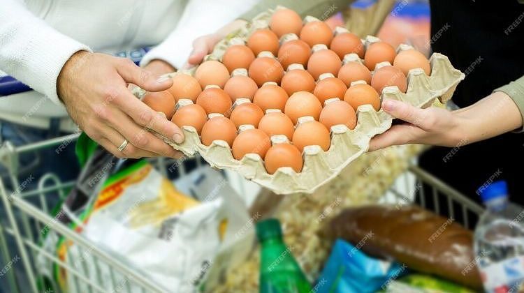 Пасха без лишних затрат: депутат требует контроля над ценами на яйца