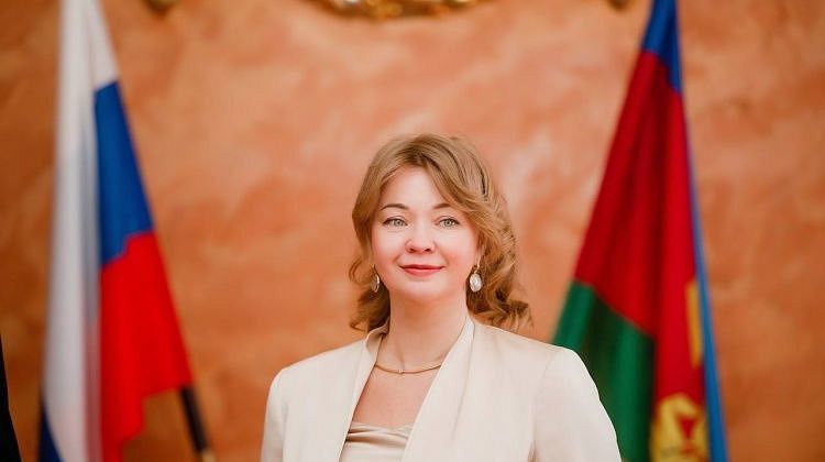 Президент отметил заслуги министра культуры Краснодарского края Виктории Лапиной