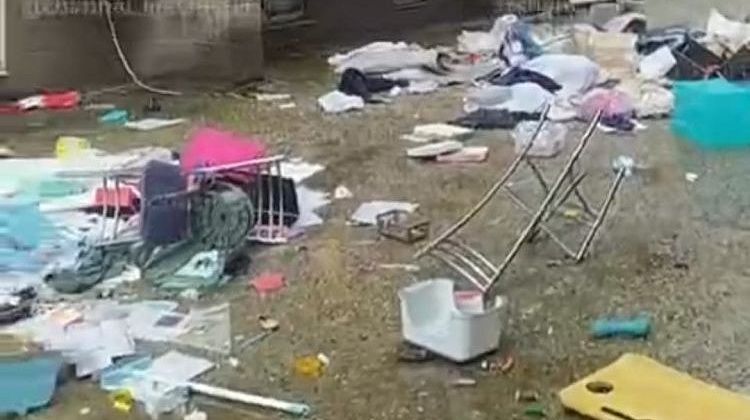 Пятница в Музыкальном! В окно выброшены пылесос, стулья, гладилка – полквартиры…