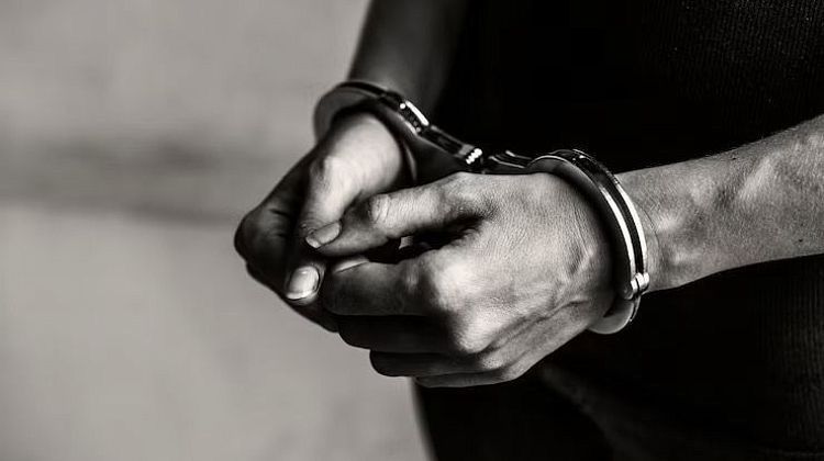Роскошь сменит на тюрьму: Тимуру Иванову вынесли приговор по делу о миллиардных хищениях