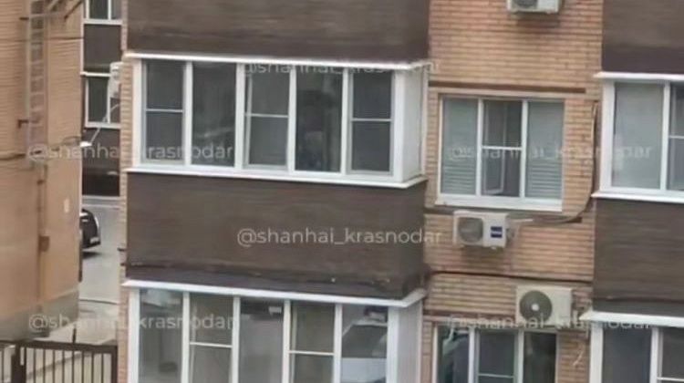 Скандал в Краснодаре: родители заперли ребёнка, но полиция не видит нарушений