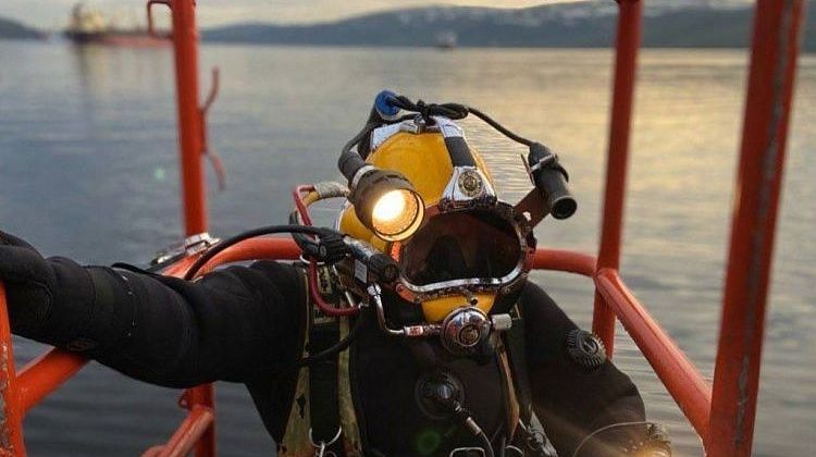 Снова увеличена группировка водолазов, собирающих мазут у берегов Анапы и Темрюка