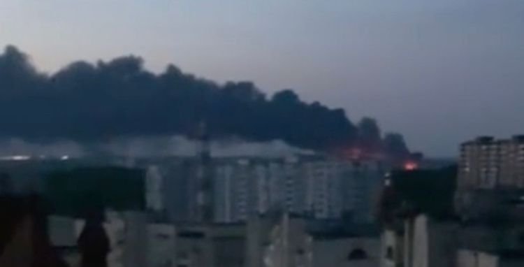 Срочно! В Киеве ад: толпы людей возле станции метро – в городе тьма пожаров и взрывы