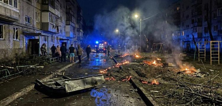 Срочно! Сильные взрывы и пожар в Буденновске: эвакуация людей – что известно?
