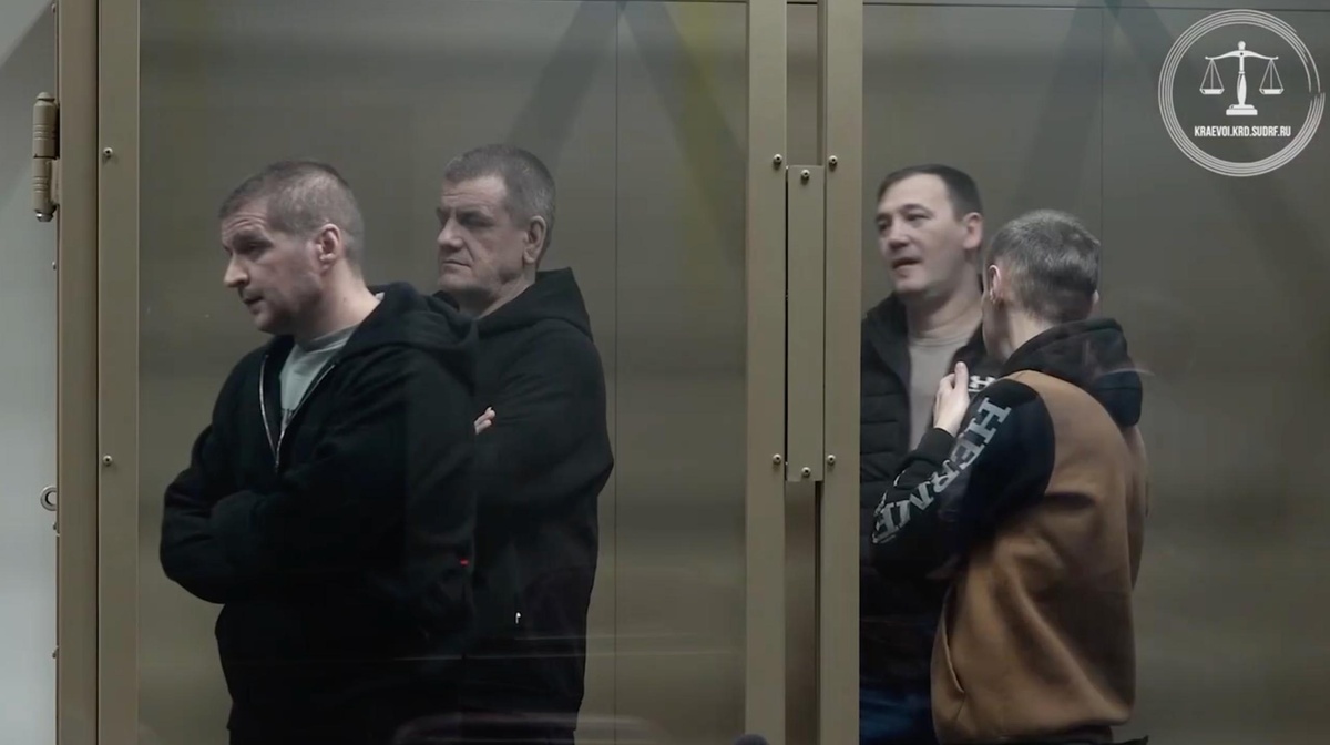 Суд изменил сроки заключения банде, убившей курьеров с 15 млн рублей в Армавире