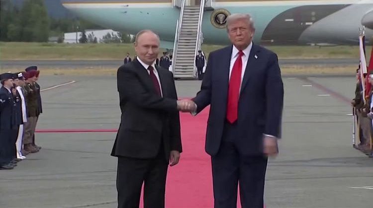 Трамп после разговора с Путиным: "Мы почти закончили войну”