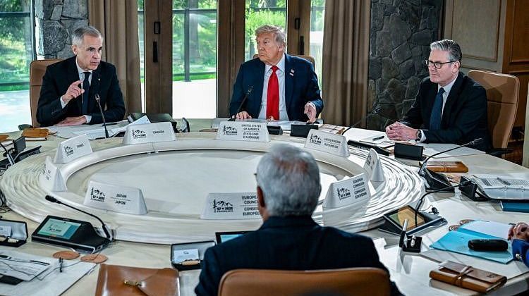 Трамп уехал с саммита G7, больно щелкнул по носу Макрона: за кулисами — тайная миссия?