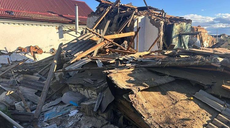 ЧП! В Северской хлопок газа разрушил дом и ранил мужчину